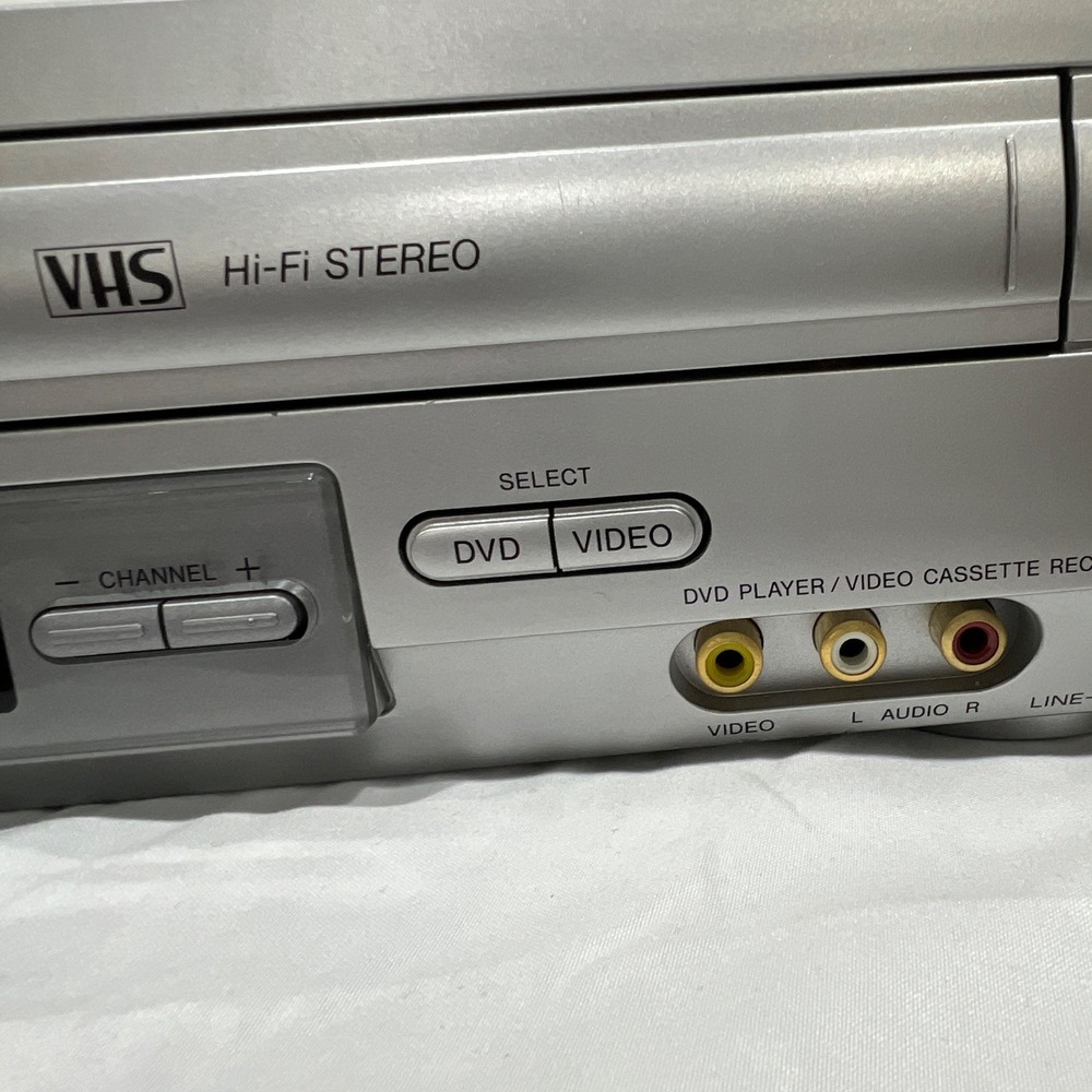 Sony SLV-D300P DVD Player VCR Player Combo Silver (No Remote) Tested Works - Picture 9 of 14